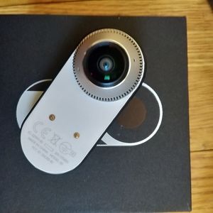 Cell phone camera / 1 piece